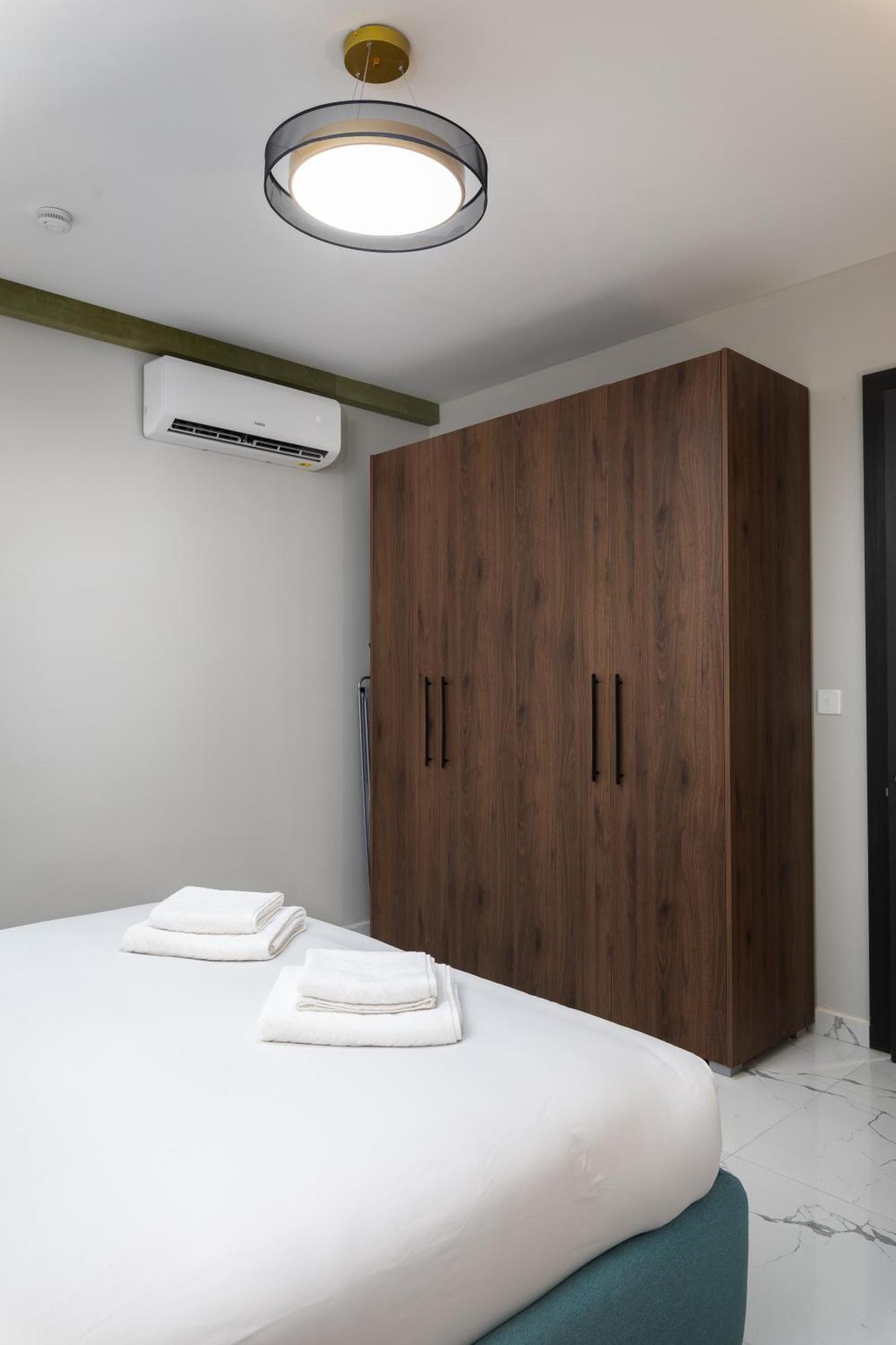 Modern 2Br Cosy Apartment With Large Terrace - Close To Manoel Island & Tigne Shopping Mall Сліма Екстер'єр фото
